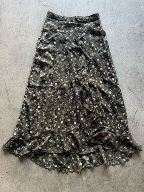 Old Navy - Dark Olive GreenFloral Midi Skirt with Ruffle Hem/ Ruffle detail side